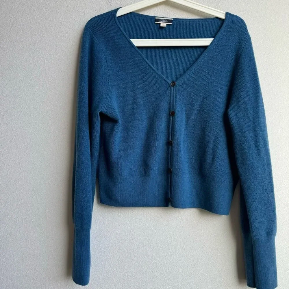 J. Crew Featherweight 100% Cashmere Blue Button Cropped Cardigan Size Large - Picture 2 of 8